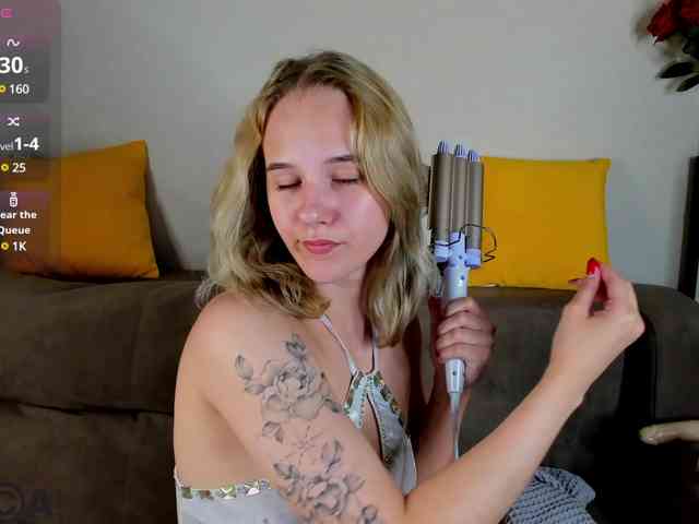 Casey-Sweeet webcam