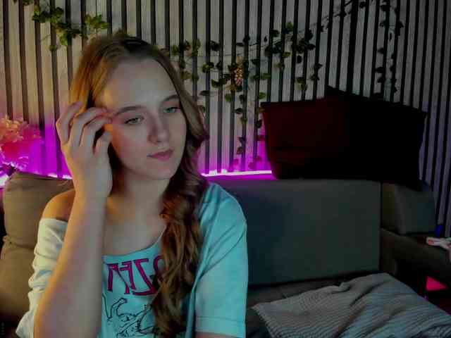 Casey-Sweeet webcam