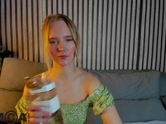 Casey-Sweeet webcam