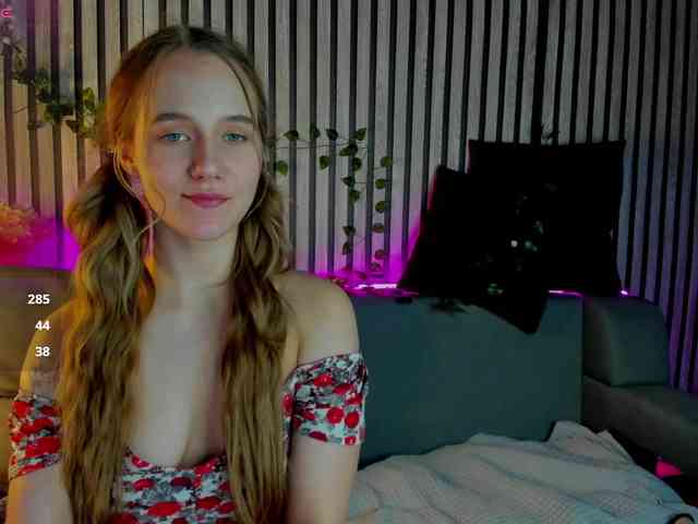 Casey-Sweeet webcam