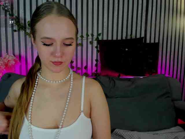 Casey-Sweeet webcam