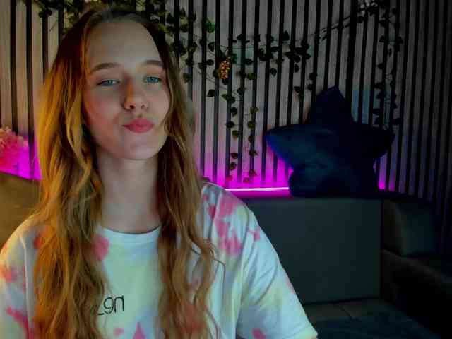 Casey-Sweeet webcam