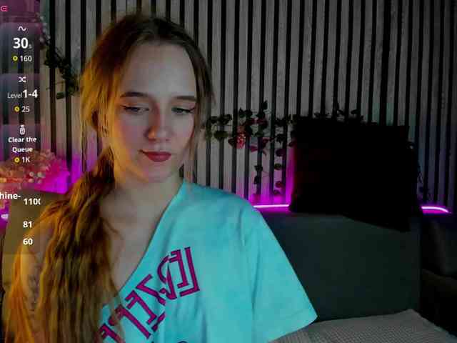 Casey-Sweeet Live Webcam on BongaCams