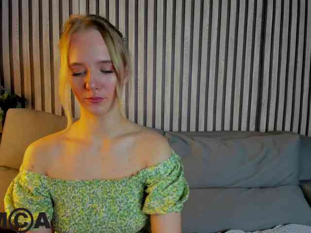 Casey-Sweeet webcam