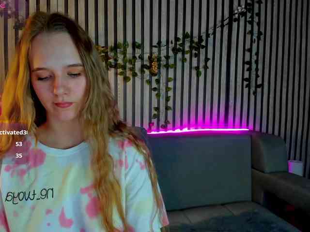 Casey-Sweeet webcam
