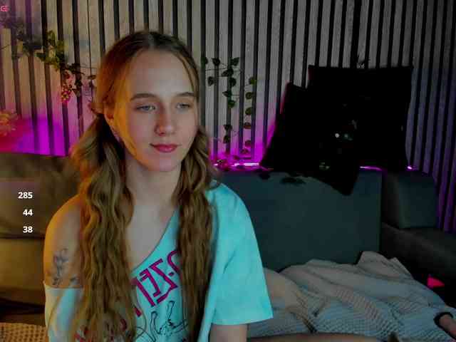 Casey-Sweeet webcam