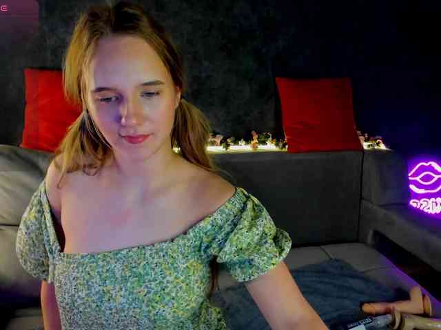 Casey-Sweeet webcam