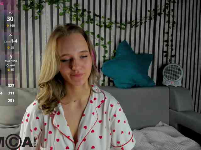 Casey-Sweeet webcam