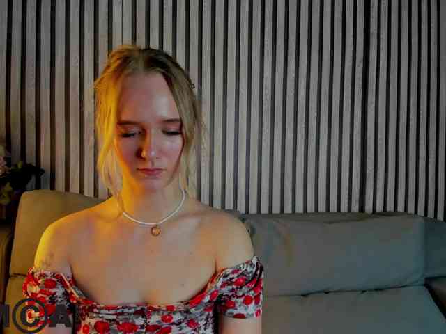 Casey-Sweeet webcam