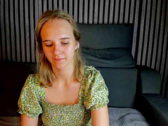 Casey-Sweeet webcam