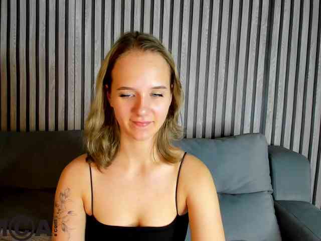 Casey-Sweeet webcam