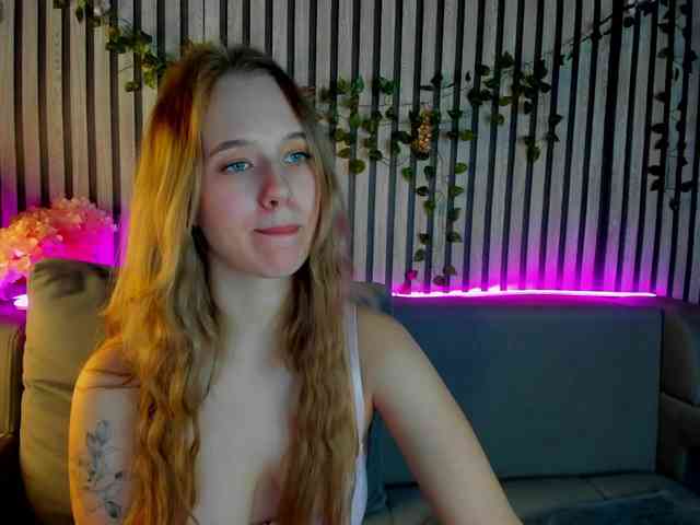 Casey-Sweeet webcam