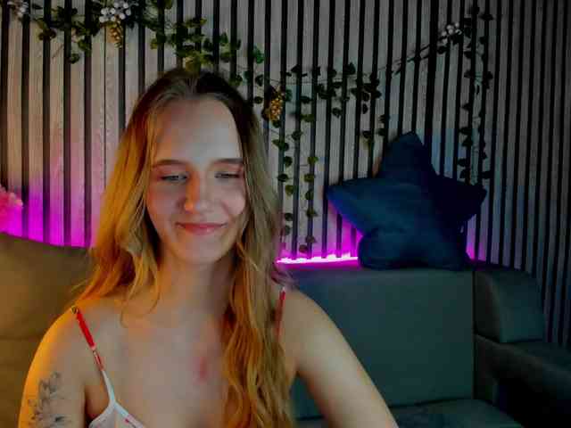 Casey-Sweeet webcam