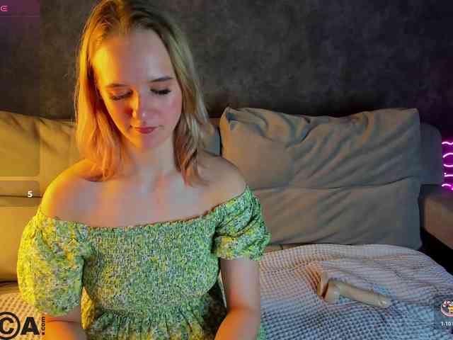 Casey-Sweeet webcam