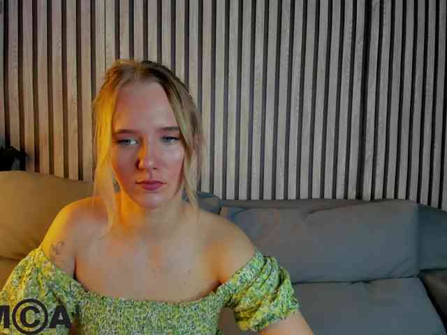 Casey-Sweeet webcam
