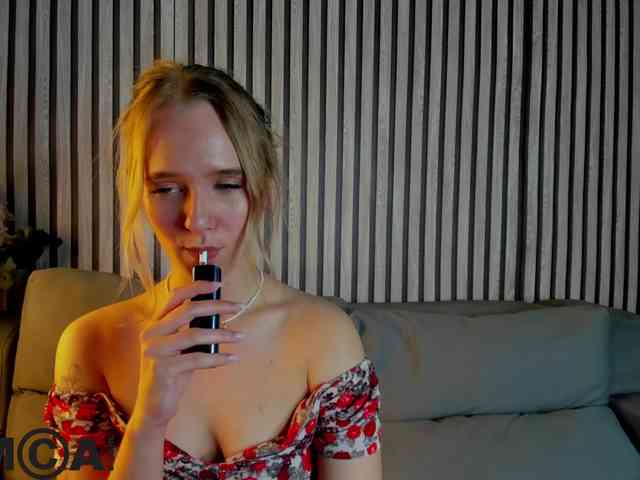 Casey-Sweeet webcam