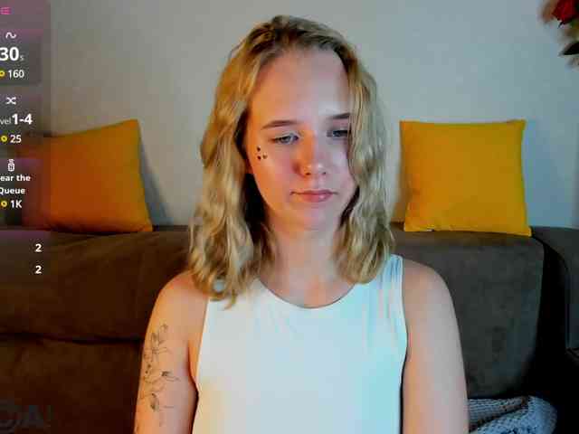 Casey-Sweeet webcam