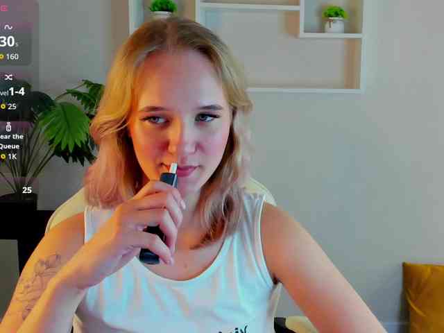 Casey-Sweeet webcam