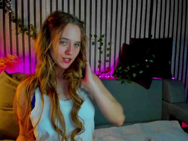Casey-Sweeet webcam