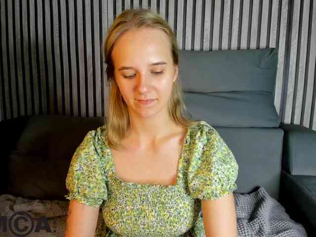 Casey-Sweeet webcam