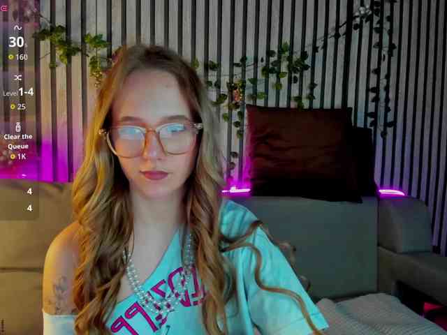 Casey-Sweeet webcam
