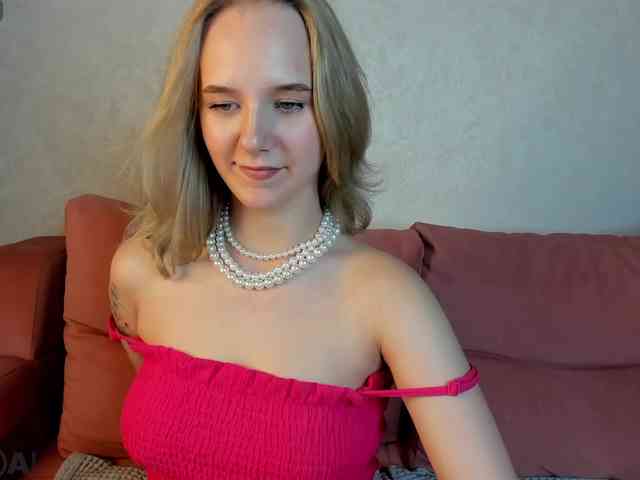 Casey-Sweeet webcam