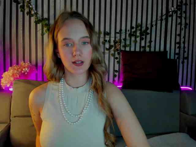 Casey-Sweeet webcam