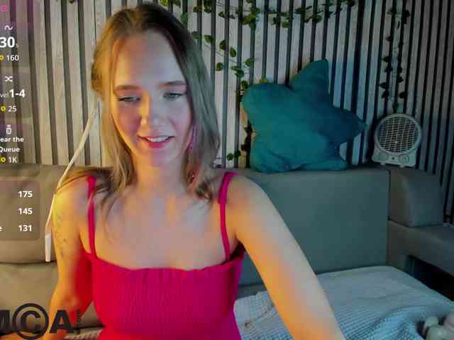 Casey-Sweeet webcam