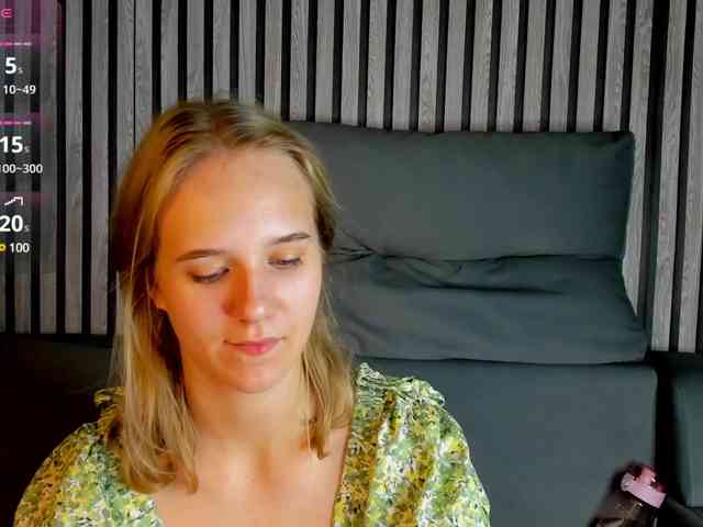 Casey-Sweeet webcam