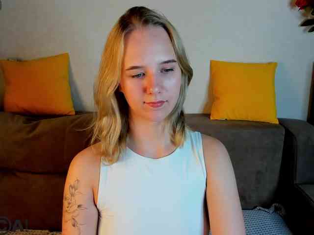 Casey-Sweeet webcam
