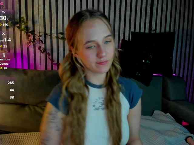 Casey-Sweeet webcam