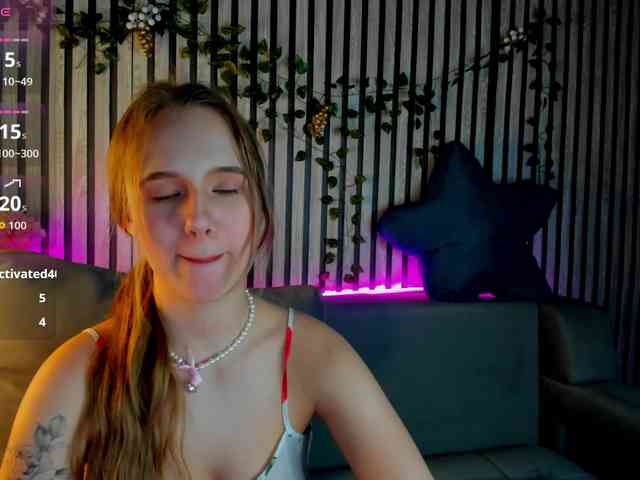 Casey-Sweeet webcam