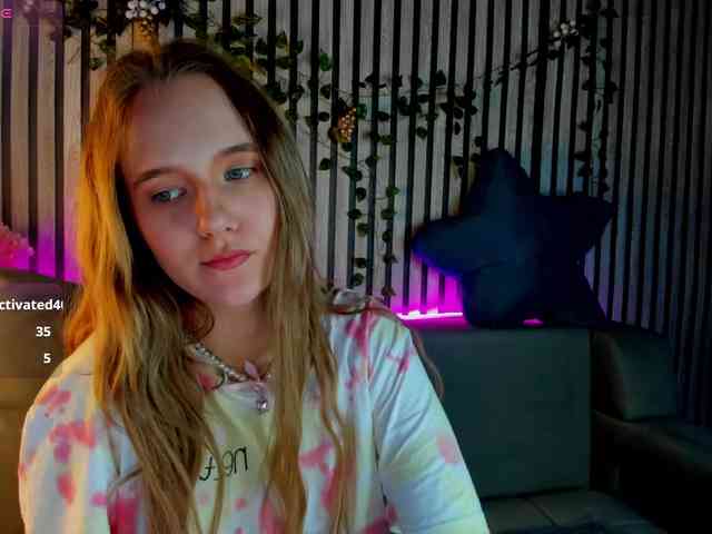 Casey-Sweeet webcam