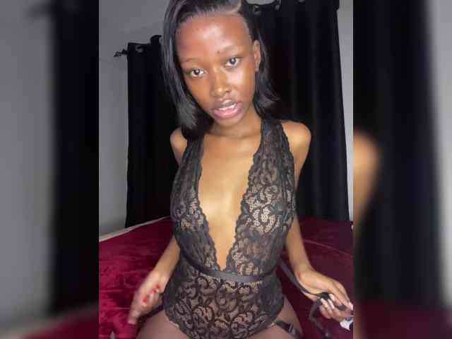 Cutiehanae25 webcam