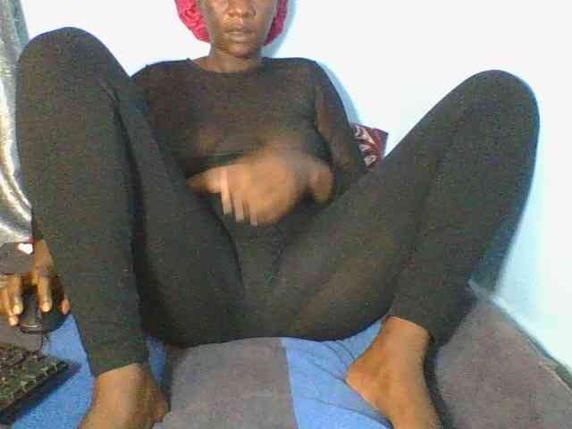 Silentqueen93 webcam