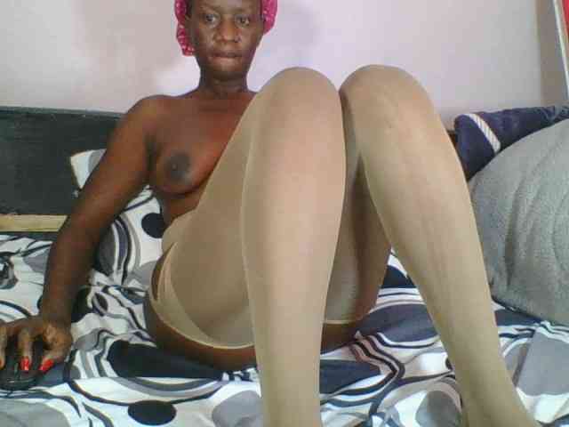 Silentqueen93 webcam