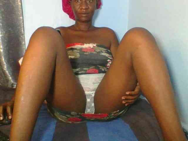 Silentqueen93 webcam