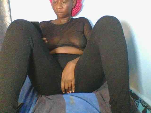 Silentqueen93 webcam