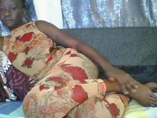 Silentqueen93 webcam