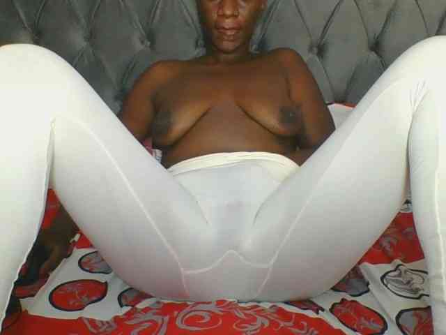 Silentqueen93 webcam