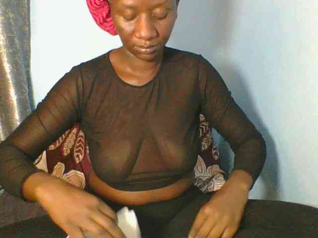 Silentqueen93 webcam