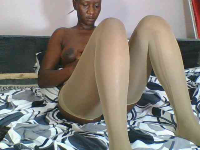 Silentqueen93 webcam