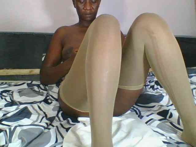 Silentqueen93 webcam