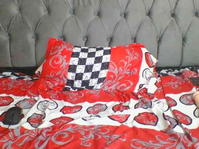 Silentqueen93 webcam