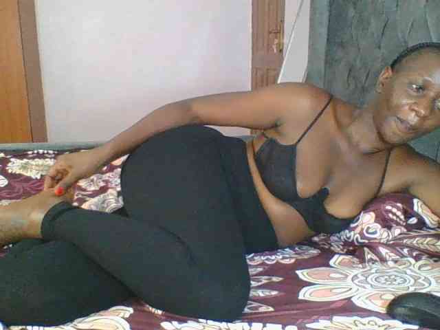 Silentqueen93 webcam