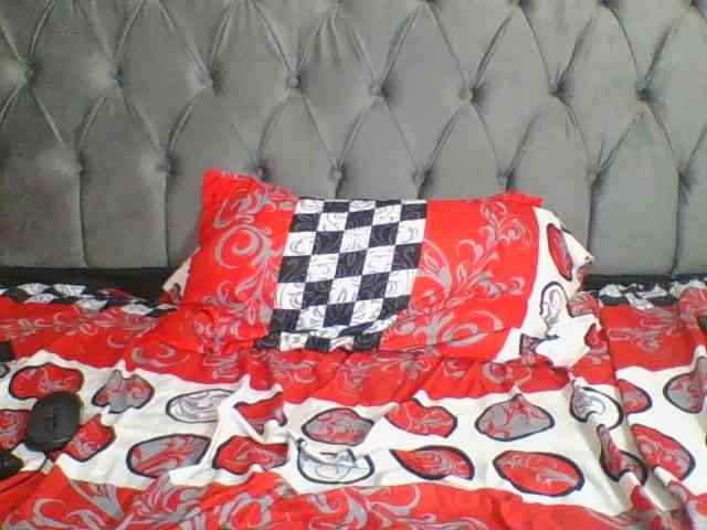 Silentqueen93 webcam