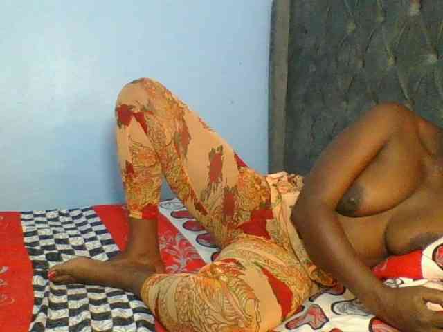 Silentqueen93 webcam