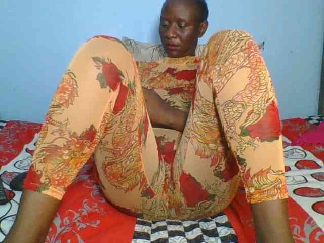 Silentqueen93 webcam