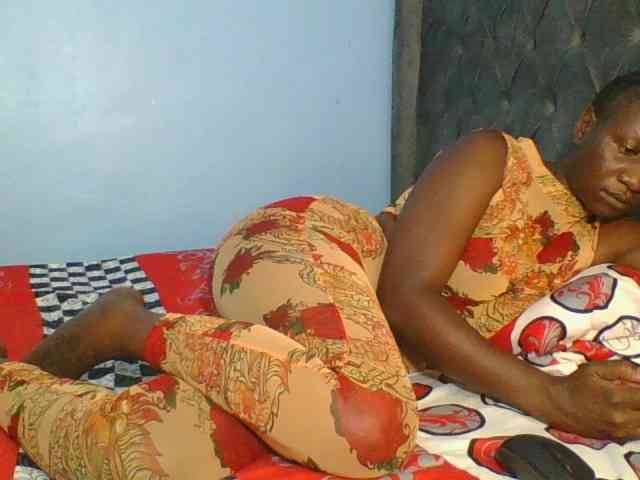 Silentqueen93 webcam