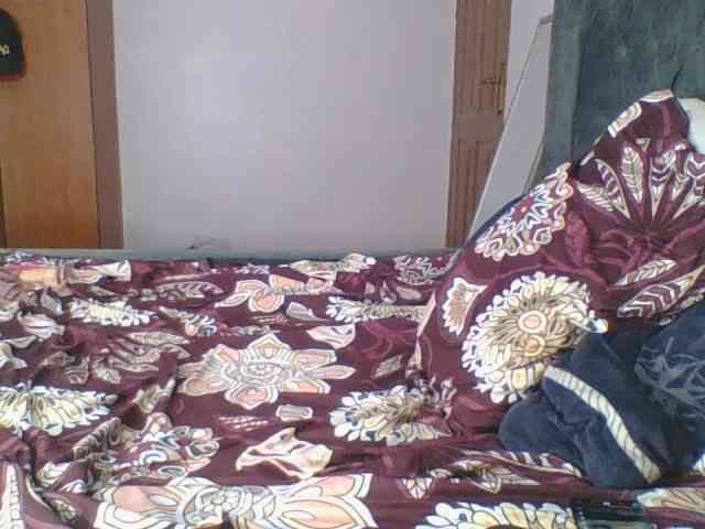 Silentqueen93 webcam